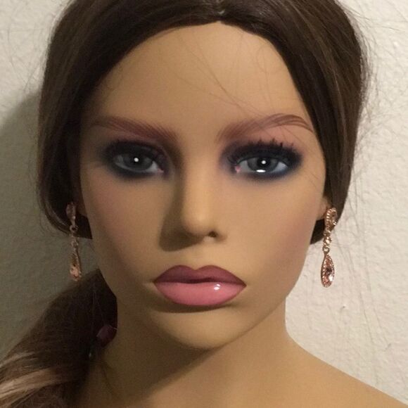 NWT pink peach drop earrings - Picture 3 of 3